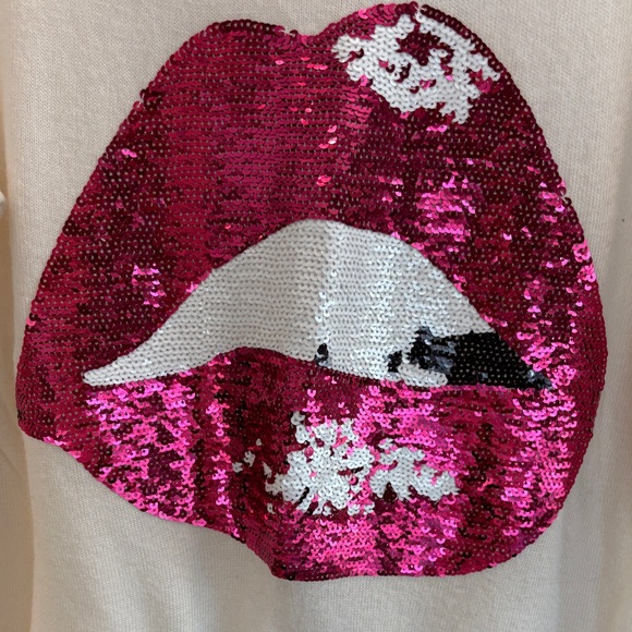 Wildfox Cream Sweater with Pink Sequin Lips - Picture 3 of 3